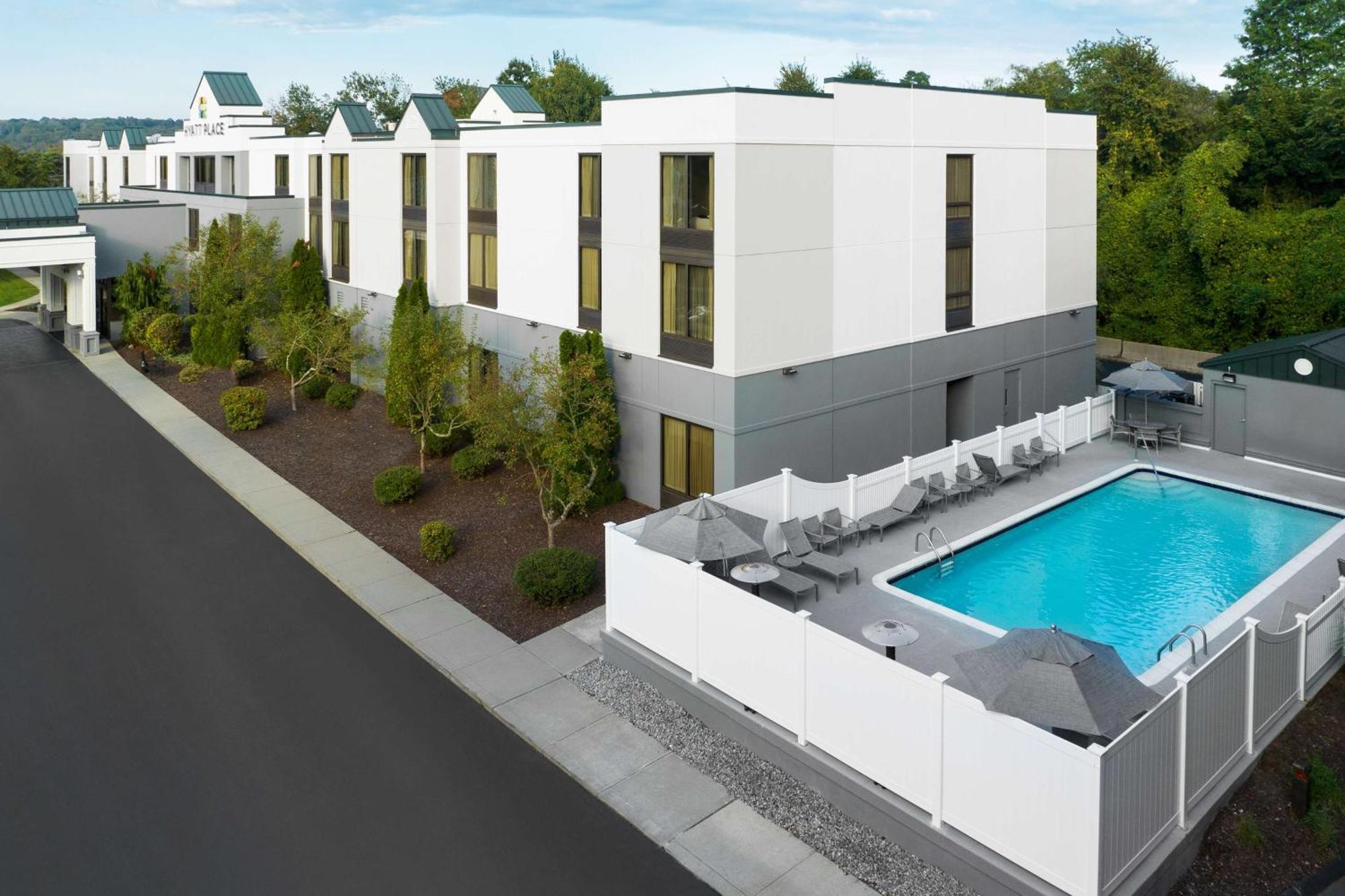 Hyatt Place Mystic Exterior photo