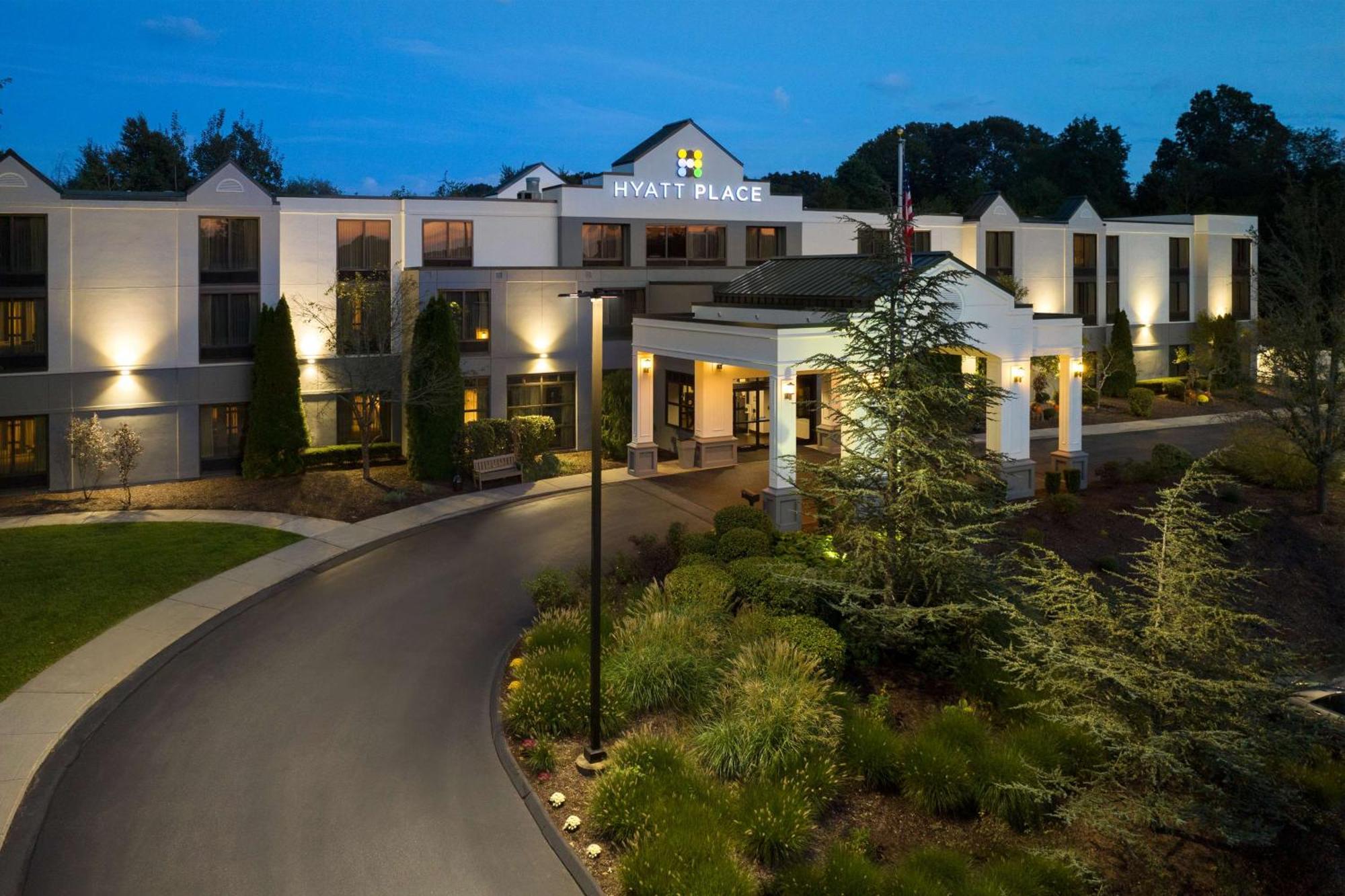 Hyatt Place Mystic Exterior photo