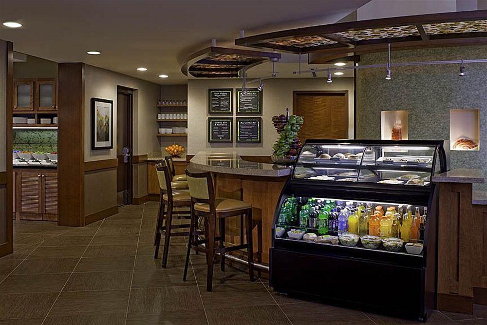 Hyatt Place Mystic Restaurant photo